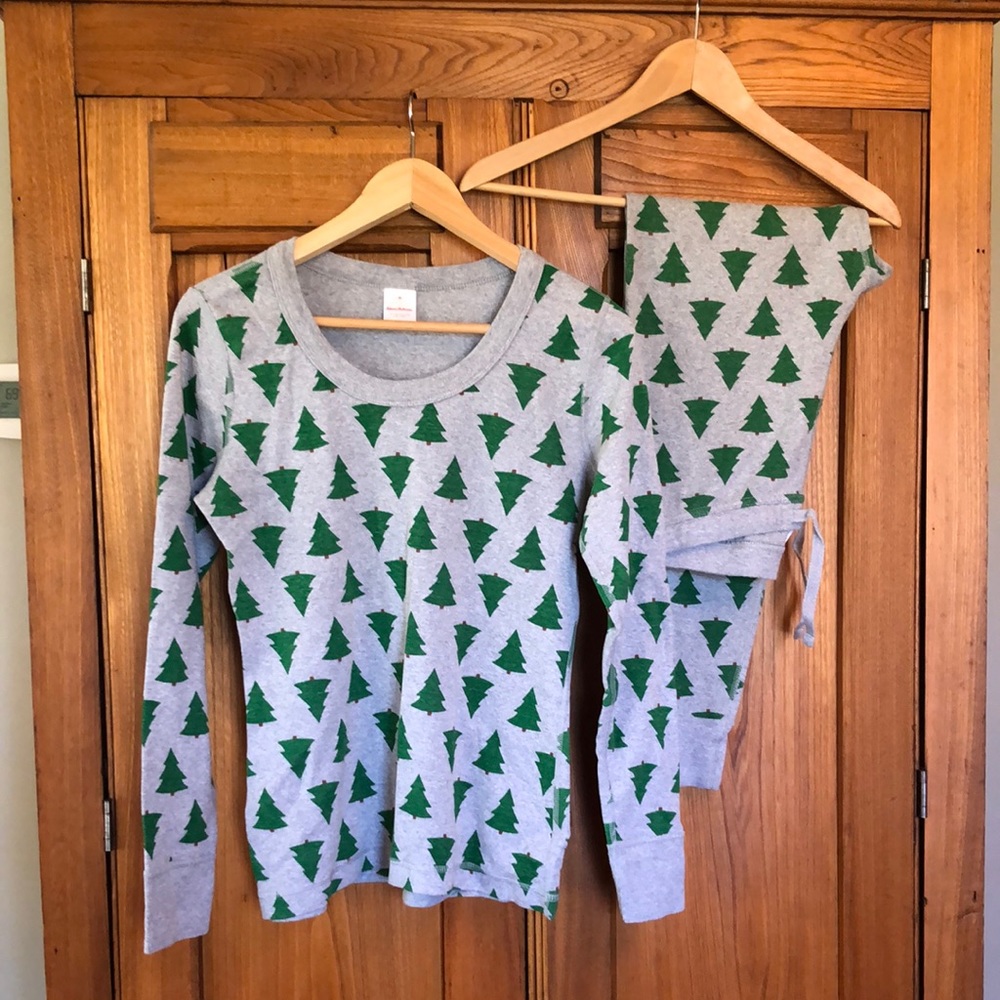 Women’s Hanna Andersson Pajamas - Medium top and bottoms